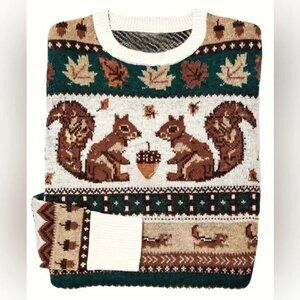 PRE FALL SWEATER!  SQUIRREL AND ACORNS THICK CHUNKY CREW NECK SWEATER SMALL